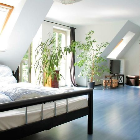 Zentrale Ferienwohnung Anker Im Sonnenblumenhaus Flensbourg Extérieur photo