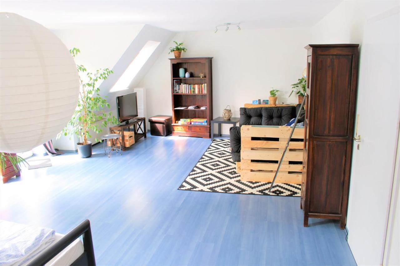 Zentrale Ferienwohnung Anker Im Sonnenblumenhaus Flensbourg Extérieur photo