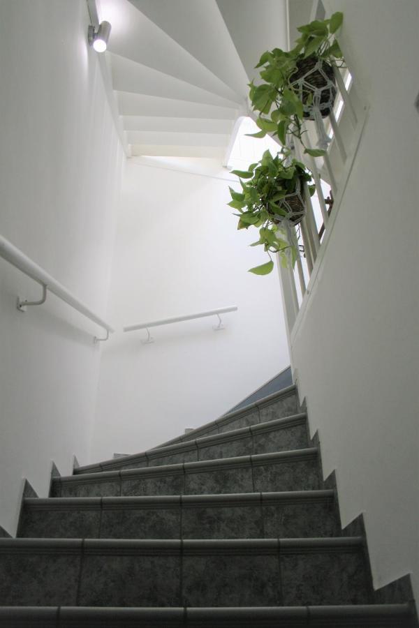 Zentrale Ferienwohnung Anker Im Sonnenblumenhaus Flensbourg Extérieur photo